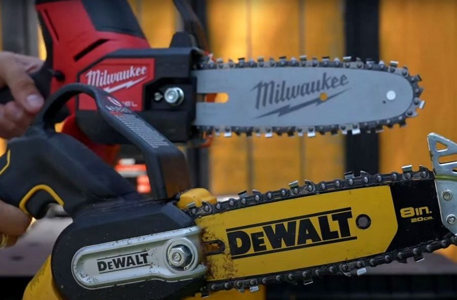 DeWALT DCCS623 VS Milwaukee 3004-20