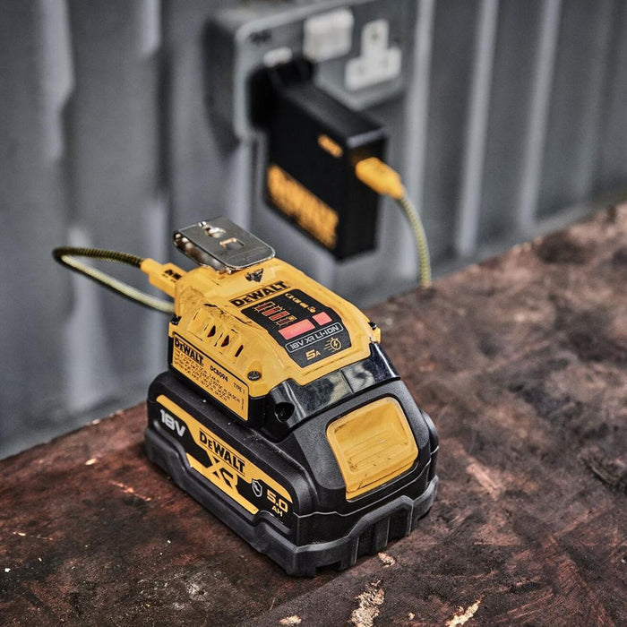 DEWALT DCB094K 20V USB Charging Kit