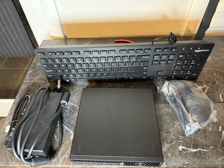 Refurbished Micro PC Dell OptiPlex 7000 Intel Core i5-12500 DDR5 16GB RAM, 512GB SDD Micro PC WIFI/BT