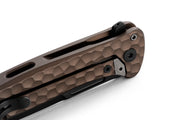Lion Steel Emmet Earth Hammertone Aluminum (2.83" Old Black PVD Stonewashed MagnaCut) Folding Knife [EM01A EB] - pocket clip and frame lock detail