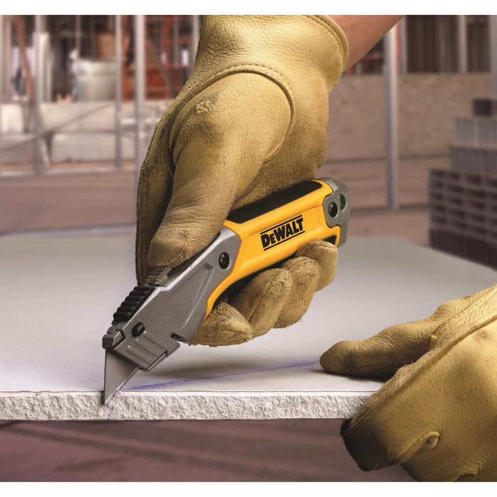 DEWALT DWHT10046 Standard Retractable Utility Knife